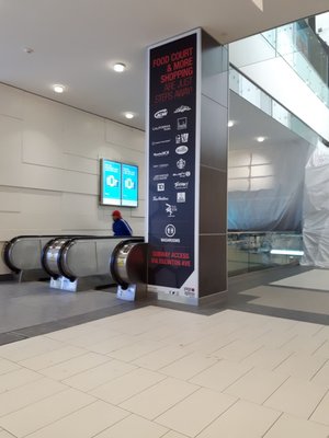 Yonge Eglinton Centre by null