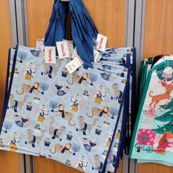 T J Maxx - These are .99 cents for the 1pk, $1.79 for the 2pk. 10000 uses for these