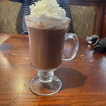 Auld Dubliner Tahoe - Snuggler - Irish Near Me - Olympic Valley, California