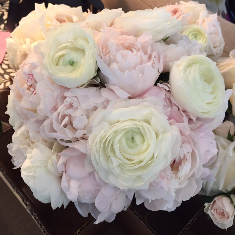 Grace Lake's Florist - Florists Near Me - Naples, Florida Grace Lake's Florist - Florists Near Me - Naples, Florida