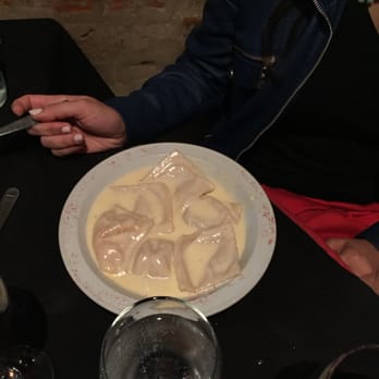 Arte de Mafia - Pumpkin ravioli with four cheese sauce - Italian Near Me - Buenos Aires, C