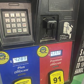 Sinclair - Broken card reader - Gas Stations Near Me - Fullerton, California