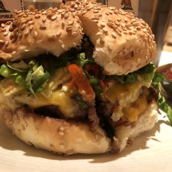 Upland - Upland burger - New American Near Me - New York, New York