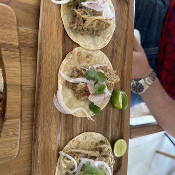 El Encanto - Pork tacos were decent - Bars Near Me - Kirkland, Washington
