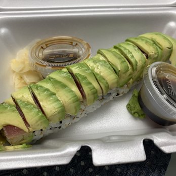 GoBistro - Friends with benefits roll - Sushi Bars Near Me - Hollywood, Florida