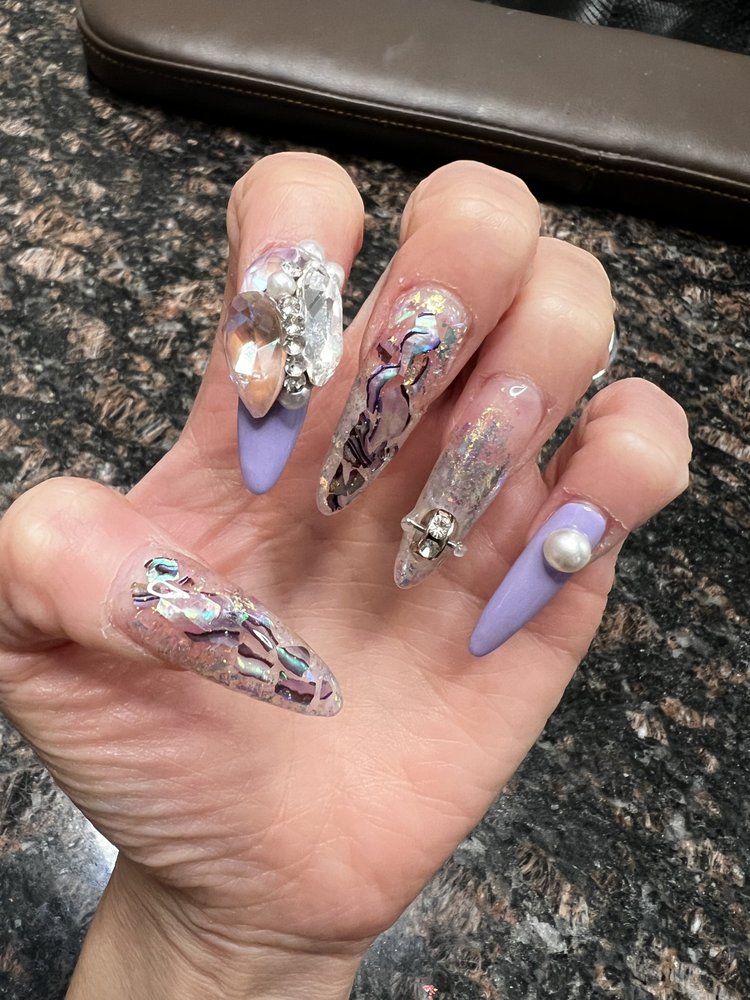 Nail Art by Ema Logo