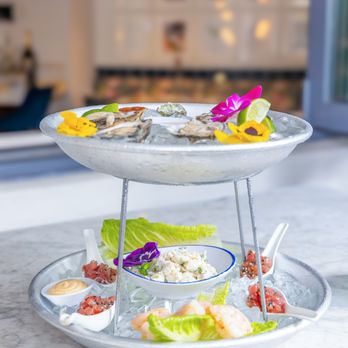 Balan's - Seafood Tower - Cocktail Bars Near Me - Miami, Florida