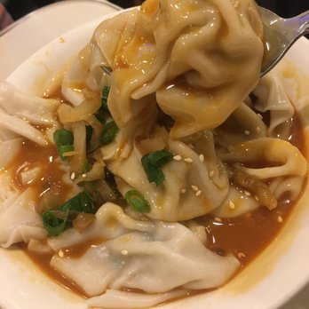 Dumpling Kitchen - Wonton in chili oil sauce (bland AF) - Chinese Near Me - San Francisco, California Dumpling Kitchen - Wonton in chili oil sauce (bland AF) - Chinese Near Me - San Francisco, California