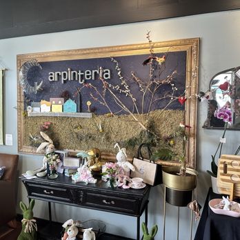 Carp Moon Cafe - Coffee & Tea Near Me - Carpinteria, California