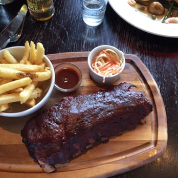 The Greenwich Union - Baby ribs. British coleslaw is good - British Near Me - London, XGL