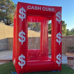 The Z Bounce House - Cash cube rental!
