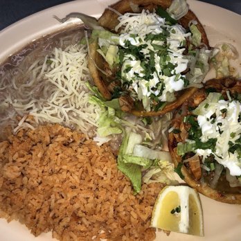 Super Tacos Panchitos - Sopes Plate - Mexican Near Me - Corona, California