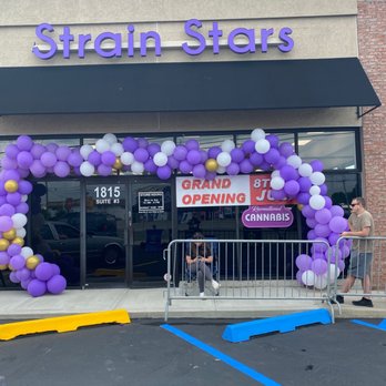 Strain Stars - Cannabis Dispensaries Near Me - Farmingdale, New York Strain Stars - Cannabis Dispensaries Near Me - Farmingdale, New York