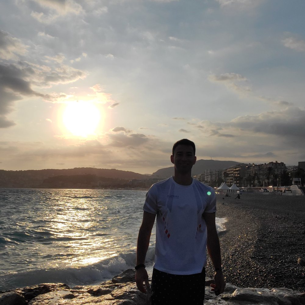 Promenade des Anglais - Clayton Cohn @ sunrise on the beach on Promenade des Anglais - Local Flavor Near Me - Nice, 06 Promenade des Anglais - Clayton Cohn @ sunrise on the beach on Promenade des Anglais - Local Flavor Near Me - Nice, 06