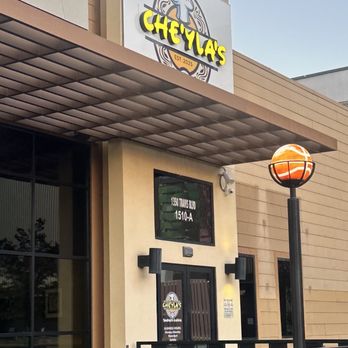 Che'yla's Southern Cuisine - Soul Food Near Me - Fairfield, California Che'yla's Southern Cuisine - Soul Food Near Me - Fairfield, California