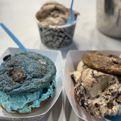 The Baked Bear - Cookie Monster