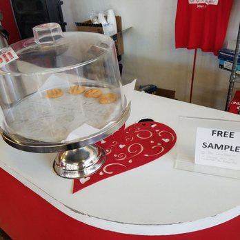 Butteriffic Bakery & Cafe - Wanna see my free sample? - Bakeries Near Me - Memphis, Tennessee