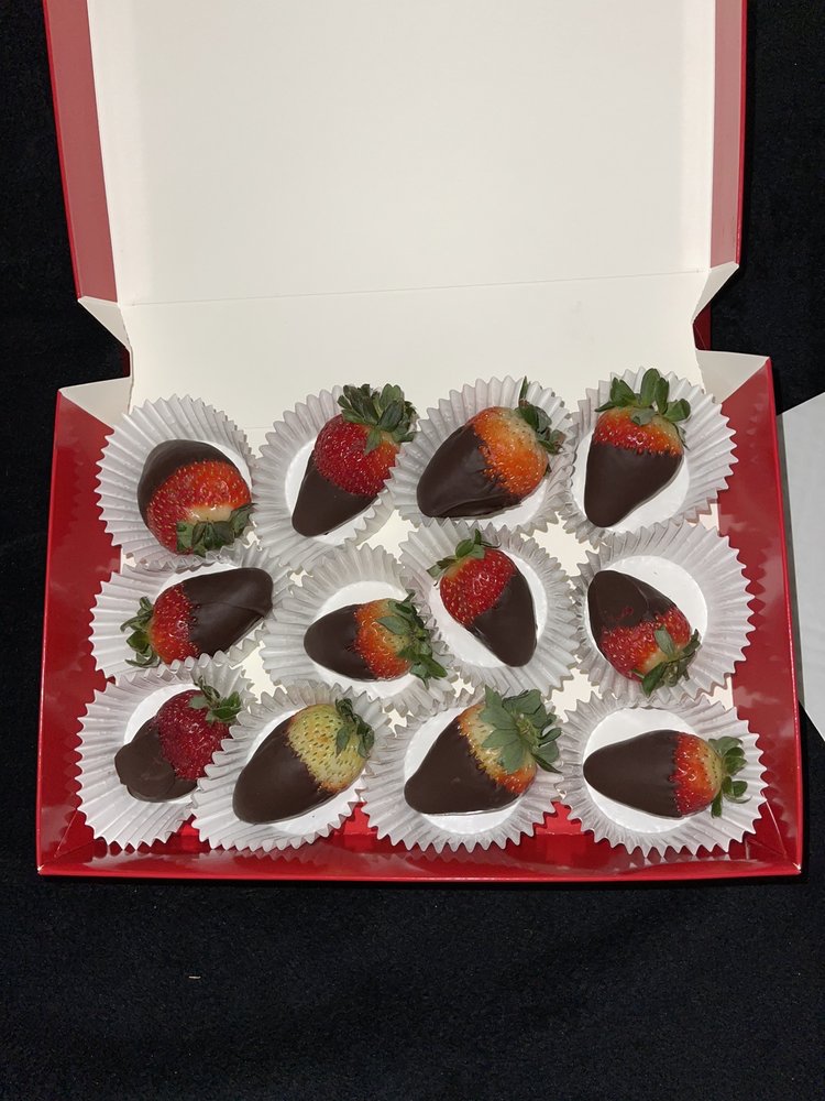 EDIBLE ARRANGEMENTS Updated July 2024 27 Photos & 72 Reviews 3722