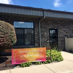 Sandy's Tanning & Nail Salon - Sandy's Salon!