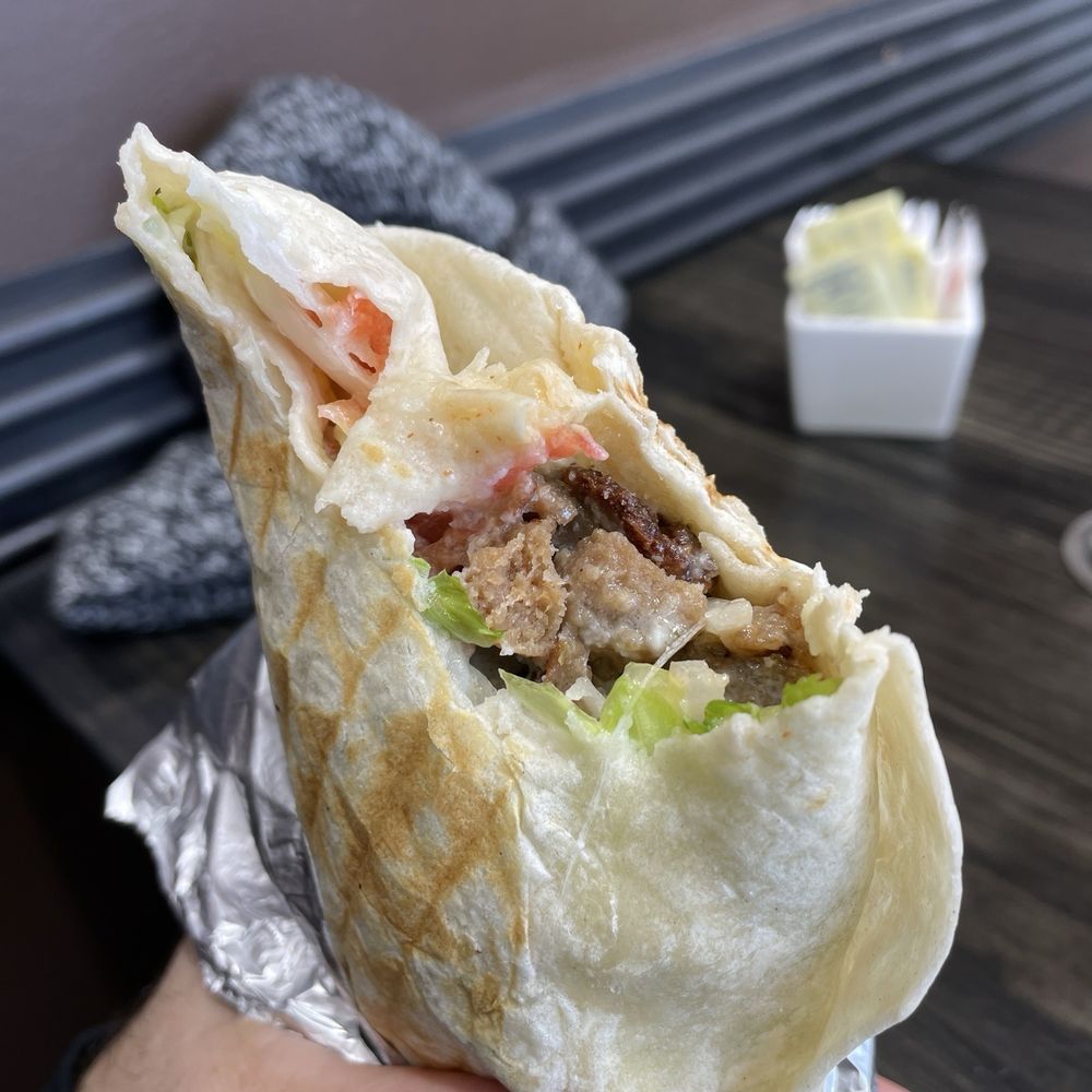 Ramallah Cafe - Do air - Middle Eastern Near Me - Winnipeg, Manitoba