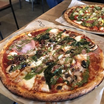 Blaze Pizza - Pizza Near Me - Bowling Green, Kentucky Blaze Pizza - Pizza Near Me - Bowling Green, Kentucky