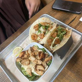 Lucky Luke Brewpub - Shrimp Tacos and Cesar salad - Breweries Near Me - Lancaster, California