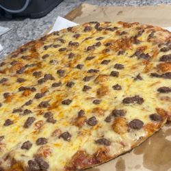 Tilley's Pizza House - Ground beef & cheese   16" Build Your Own Pizza