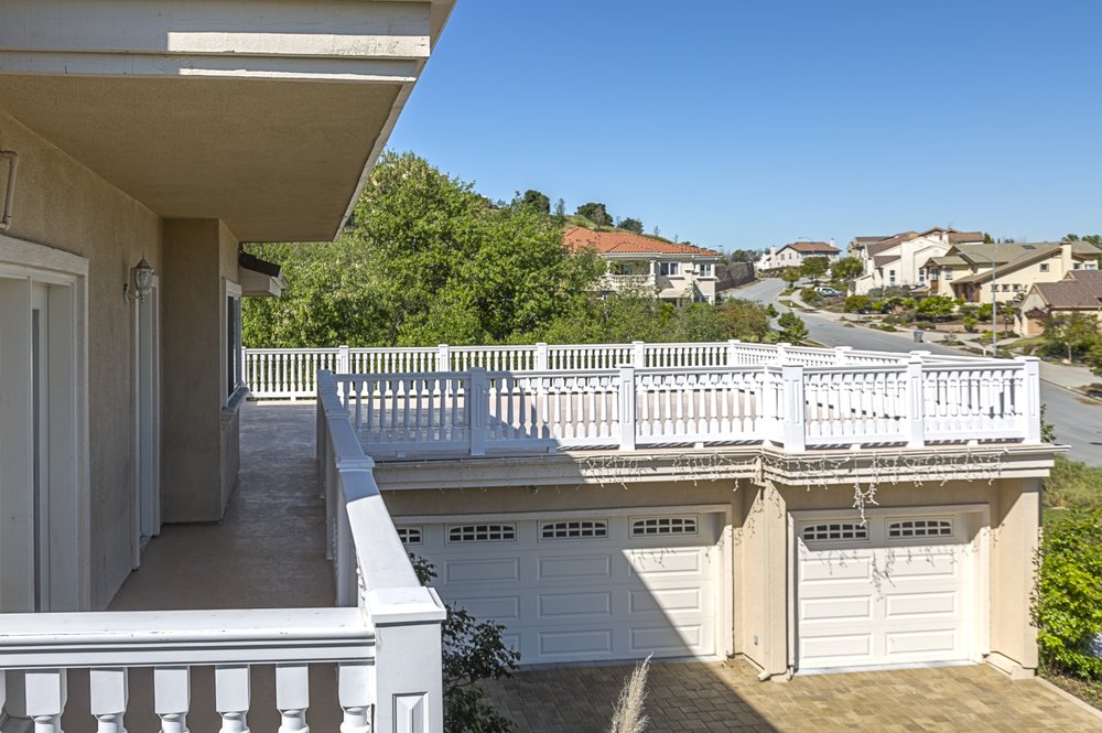 Slide of Eastman Roofing & Waterproofing