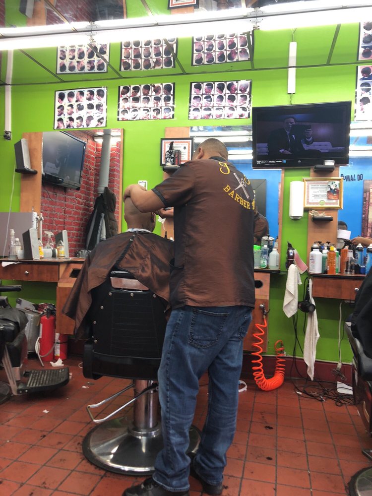 J&J INTERNATIONAL BARBER SHOP 694 Thwaites Pl, Bronx, New York