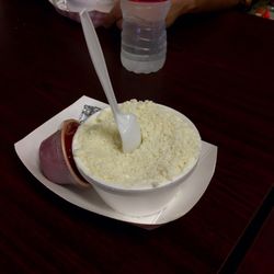 Universal Snacks - Small corn -- especially delicious with the hot sauce stirred in
