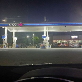 ampm - ARCO by the airport - Convenience Stores Near Me - Sacramento, California