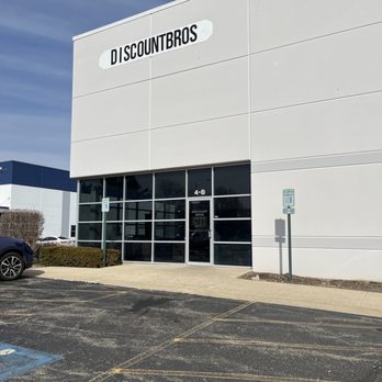 Discount Bros - Discount Store Near Me - Bolingbrook, Illinois