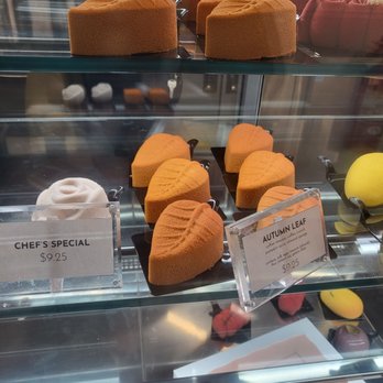 Jonquils Cafe & Bakery - Amazing dessert selection - Cafes Near Me - Boston, Massachusetts