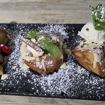 Green Eggs Cafe - French toast flight - Breakfast & Brunch Near Me - Philadelphia, Pennsylvania Green Eggs Cafe - French toast flight - Breakfast & Brunch Near Me - Philadelphia, Pennsylvania
