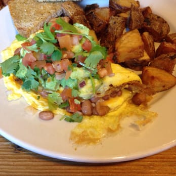 Half & Half - Cali omelet - Breakfast & Brunch Near Me - St. Louis, Missouri Half & Half - Cali omelet - Breakfast & Brunch Near Me - St. Louis, Missouri