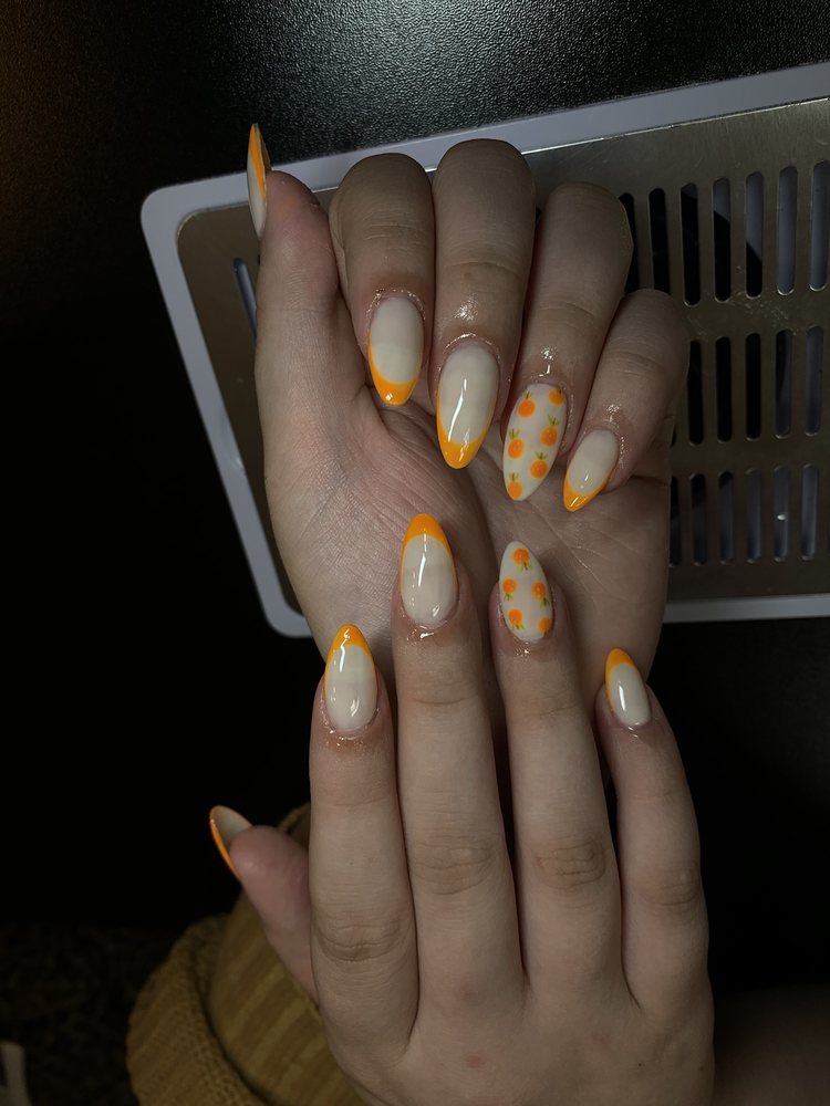 Images Salon & Boutique Image