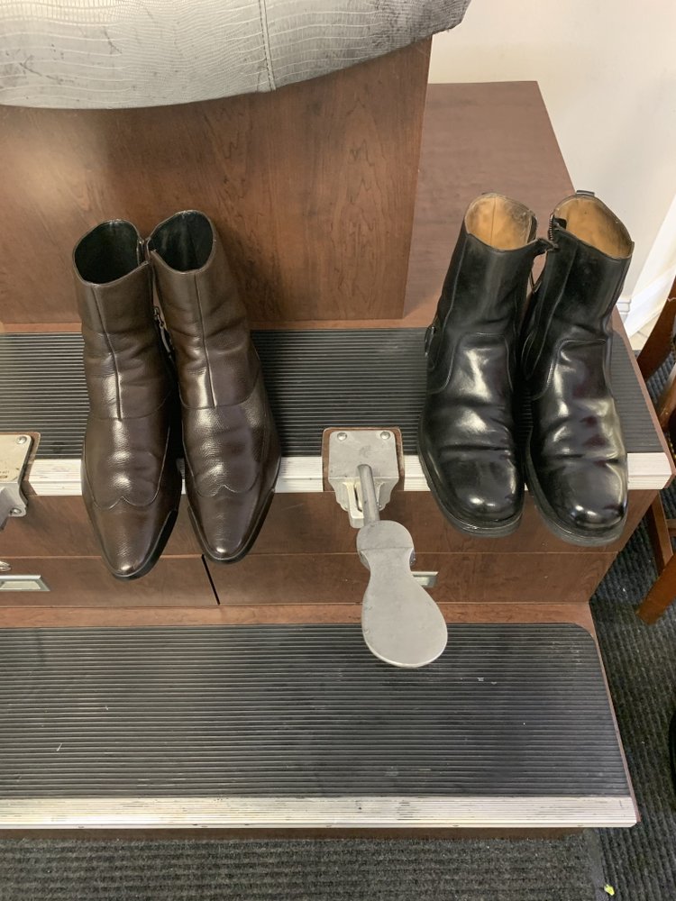 Lewellen Hair Grooming & Accessories, LLC