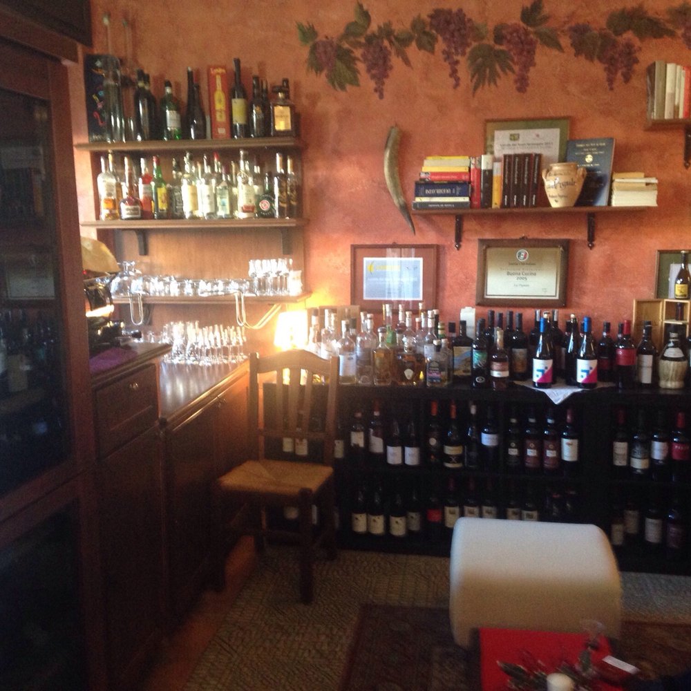 La Pignata - Pizza Near Me - Ariano Irpino, AV