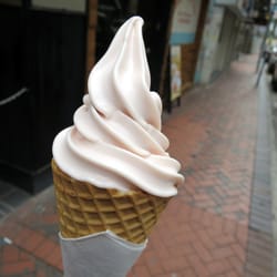 The Little Corner - Hoegaarden Rosée Soft Serve