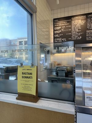 Jeni's Splendid Ice Creams by null