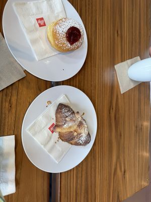 illy Caffè Ponce by null