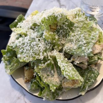 Pig Iron - Fennel chicken Caesar salad - New American Near Me - Templeton, California