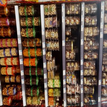Kahan's Superette - a variety of snacks - Grocery Near Me - Brooklyn, New York Kahan's Superette - a variety of snacks - Grocery Near Me - Brooklyn, New York