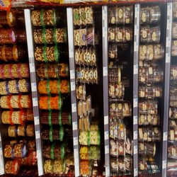 Kahan's Superette