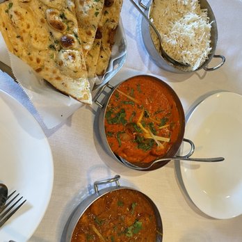 Bay Leaf Indian Kitchen - Chicken curry, chicken tikki masala, garlic naan. All were delicious. - Indian Near Me - Fresno, California