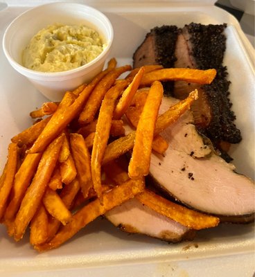 Riverport Barbecue by null