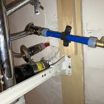 KR Plumbing - Roberts workers installed cold water angle stop behind cabinet drawer. I fixed~ - Plumbing Near Me - Gardena, California