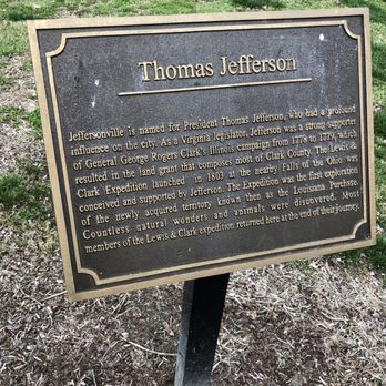 Thomas Jefferson statue - Public Art Near Me - Jeffersonville, Indiana Thomas Jefferson statue - Public Art Near Me - Jeffersonville, Indiana
