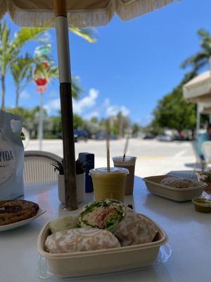 Pura Vida Miami by null