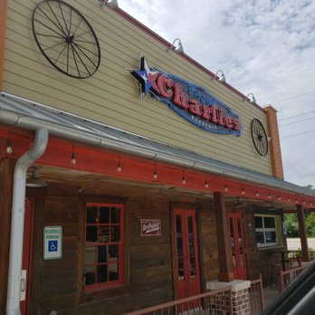 Cypress Trail Hideout - Smokehouse Near Me - Cypress, Texas